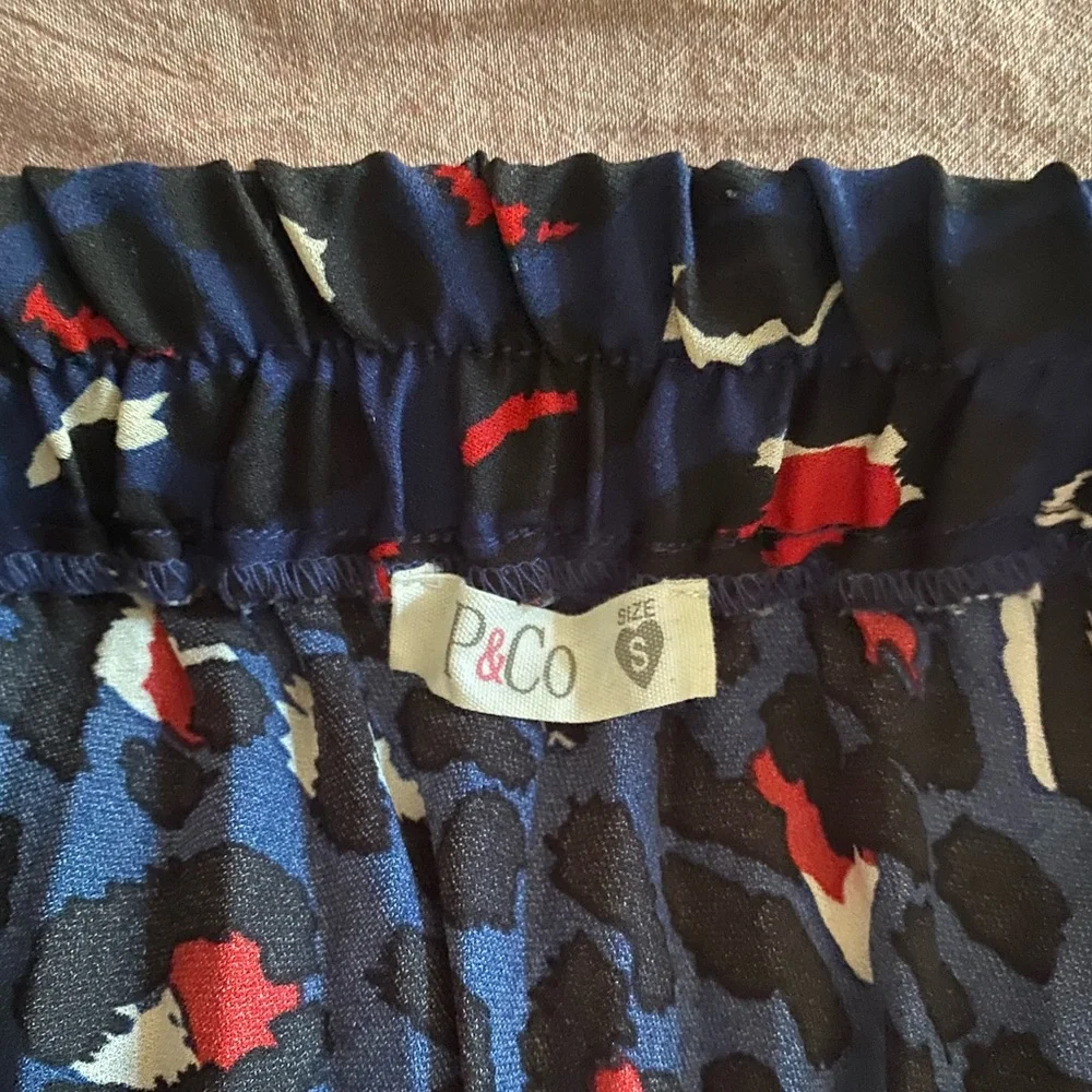 Vintage Print Pleated Midi Skirt - Picture 2 of 4